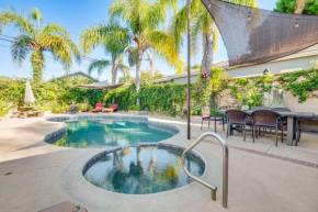 4 Mi to Beach Chic Los Angles Home with Patio!